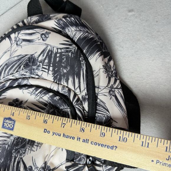 Vans Off The Wall Mini Backpack Travel Play Beach Mall Purse - Picture 9 of 9